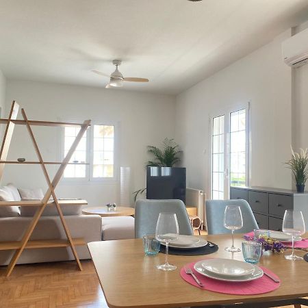 Faliro Comfort Apartment 10 Mins Walking To The Beach Athen Exterior foto