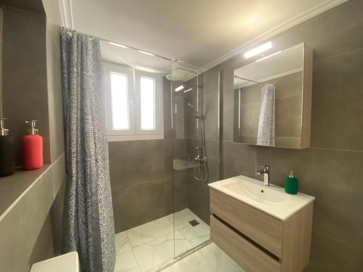 Faliro Comfort Apartment 10 Mins Walking To The Beach Athen Exterior foto